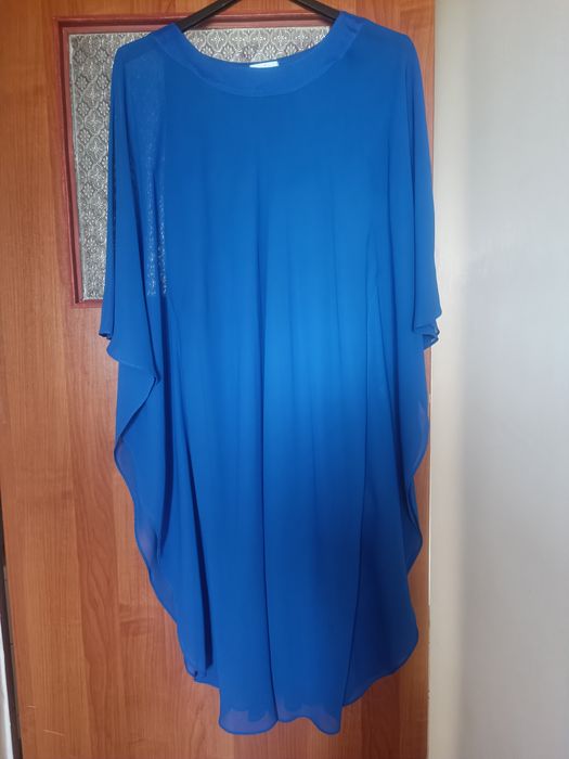 Sukienka szafirowa na imprezę/wesele