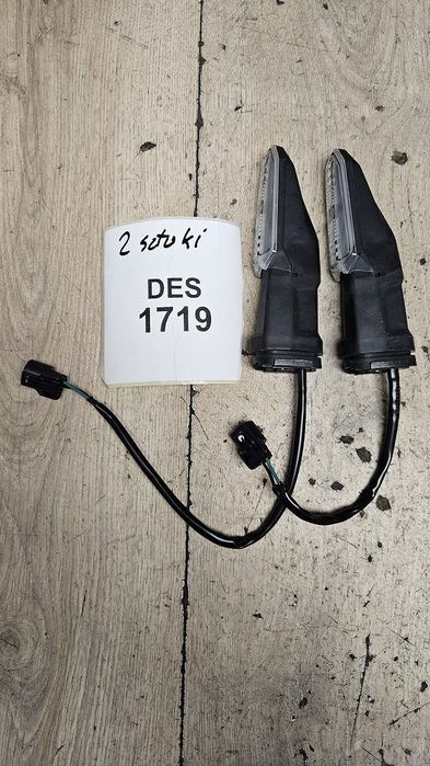 Oryginalny Kierunkowskaz LED Kawasaki Z900 Ninja 650 Versys