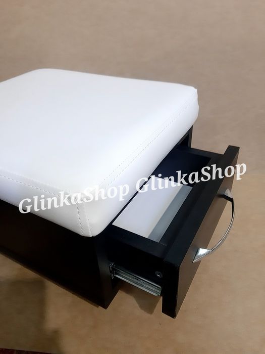 Пуф Стул Стілець Майстра Педикюрний Педикюр Манікюрна Підставка Крісло