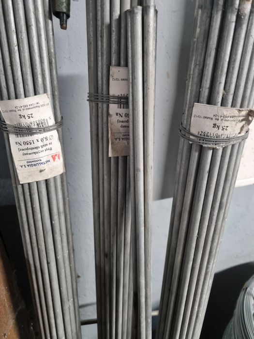 Pręt ocynkowany ze stali niestopowej 8,0x1550