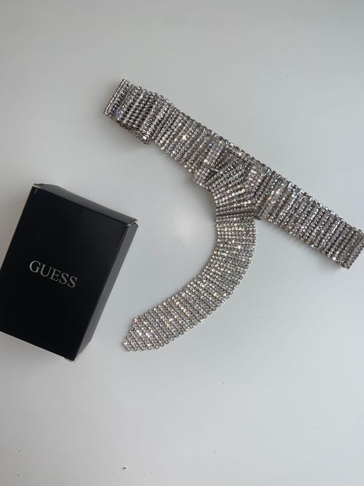 Ремінь від бренду «GUESS»
