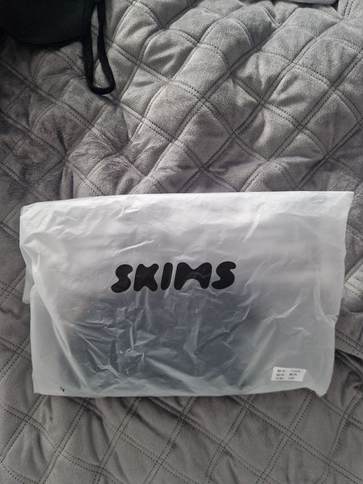 Жіночий комбез skims