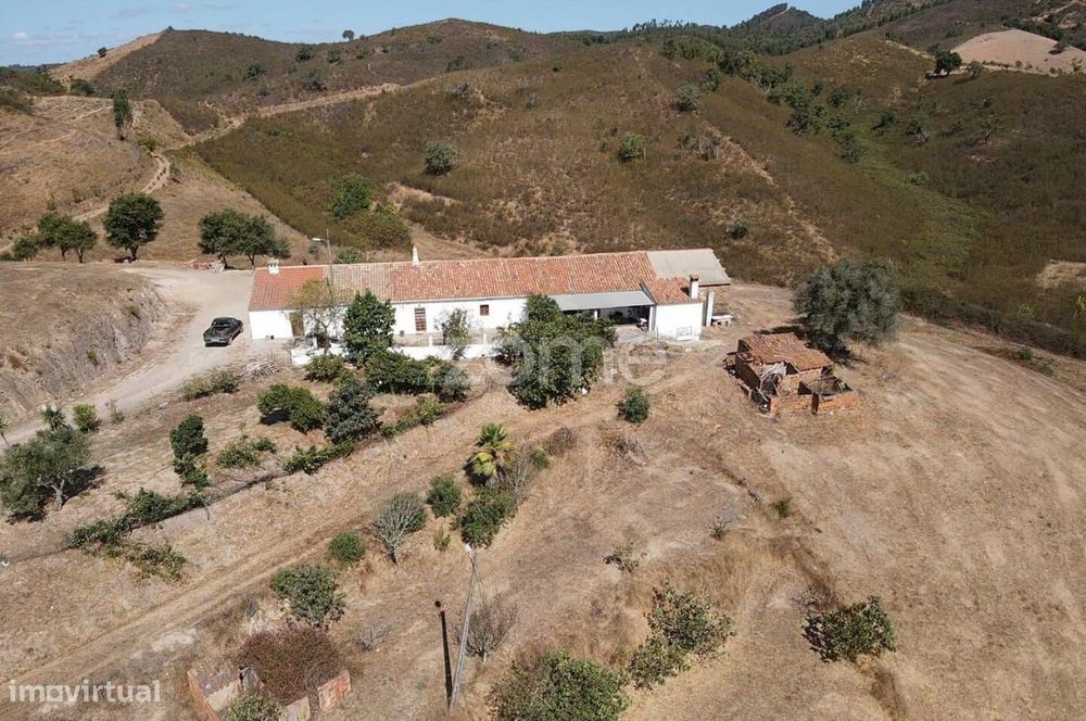 Quinta em Barranco da Alcaria, São Marcos da Serra