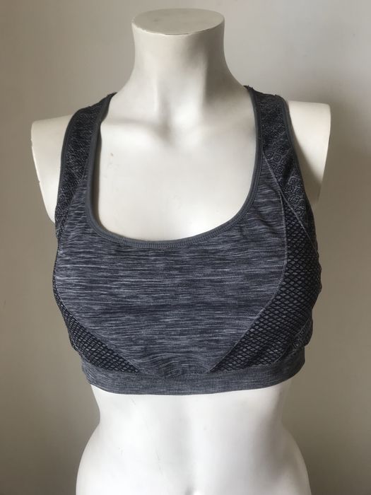 4 Soutiens de Desporto XS e M. Alguns novos. Preço para desocupar