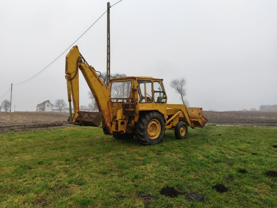 Koparko - ładowarka FORD 4500 / 3 cyl. Perkins