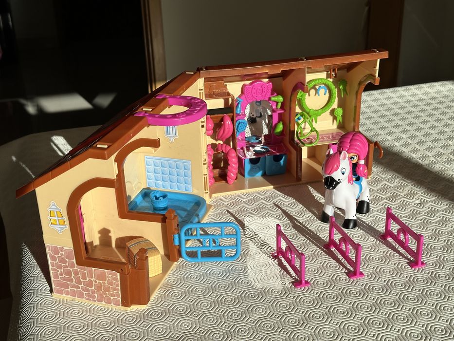 Pinypon Stable64752322548098121