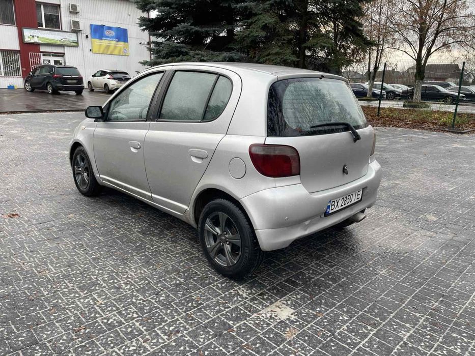 Продам тойту яріс Авиомат