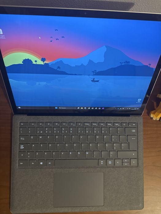 Microsoft Surface 4