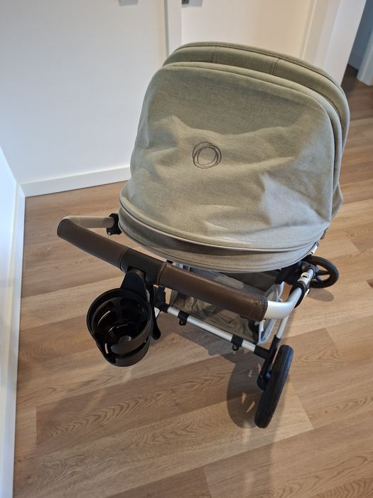 Carrinho de bebê- Bugaboo Fox completo