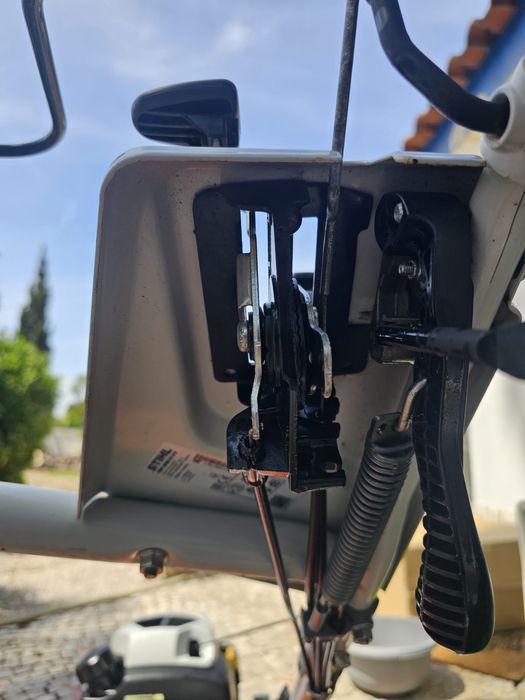 Corta Relvas a Gasolina RM 650 VS Stihl