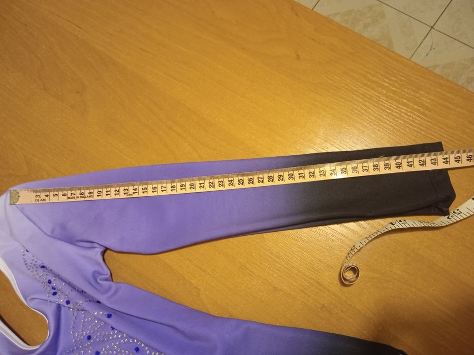 Купальник для художественной гимнастики. Длина от плеча 58 см.