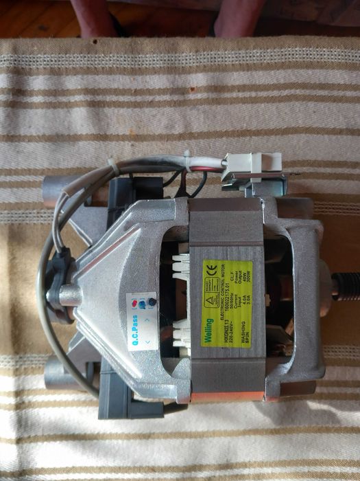 silnik pralki indesit HXGN2I.13