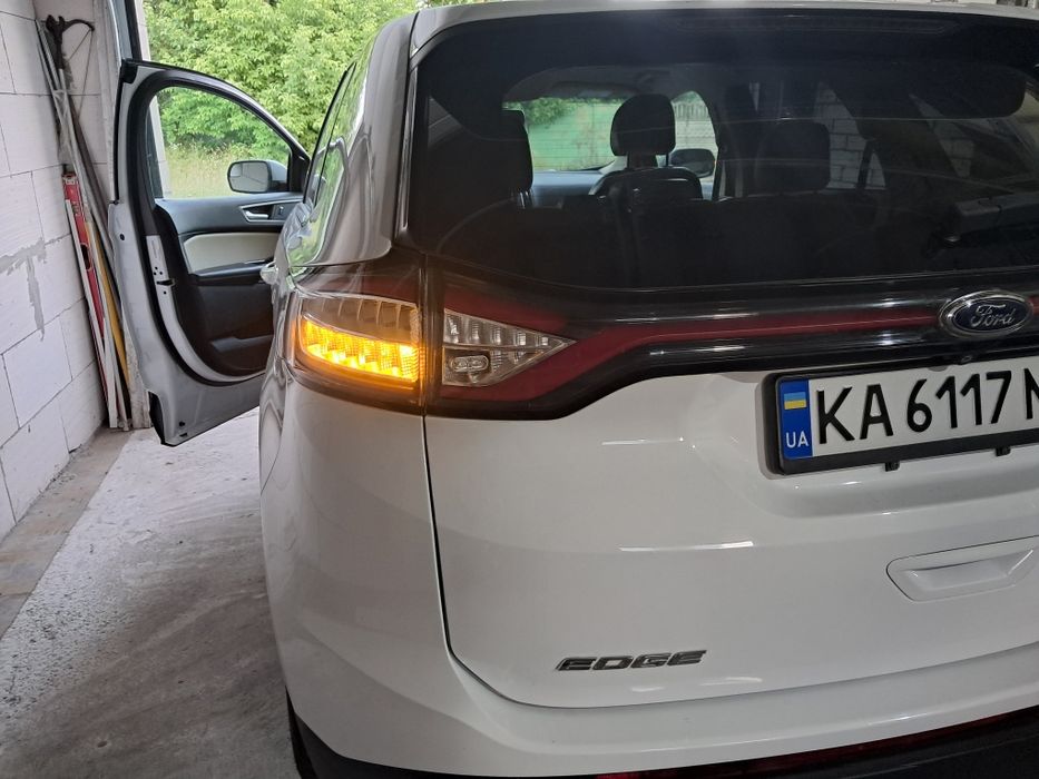 Переобладнання задніх ліхтарів Ford USA під європейський стандарт.