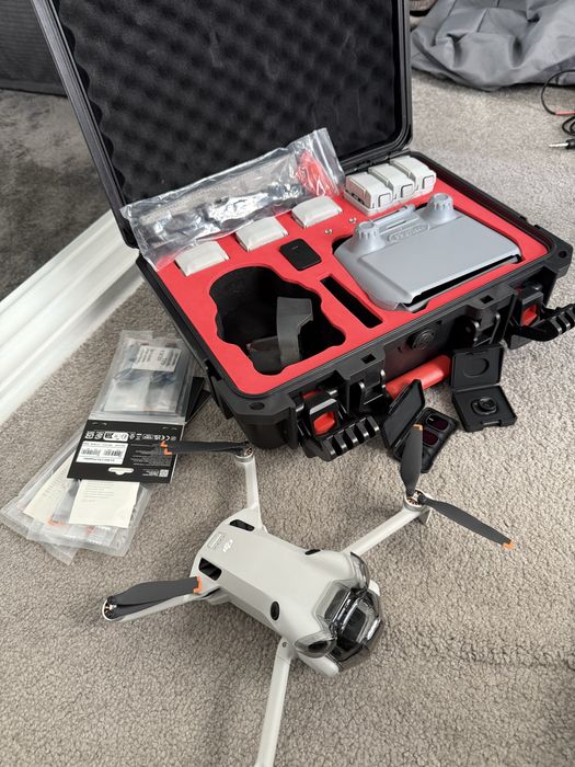 drone DJI MINI 4 pro