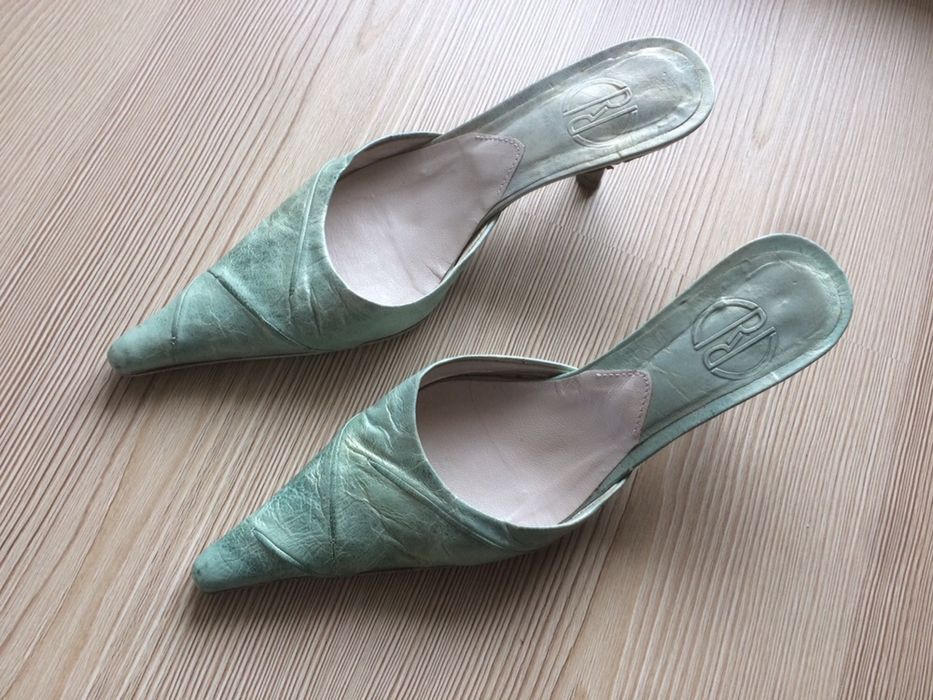 Sapatos RR muito elegantes