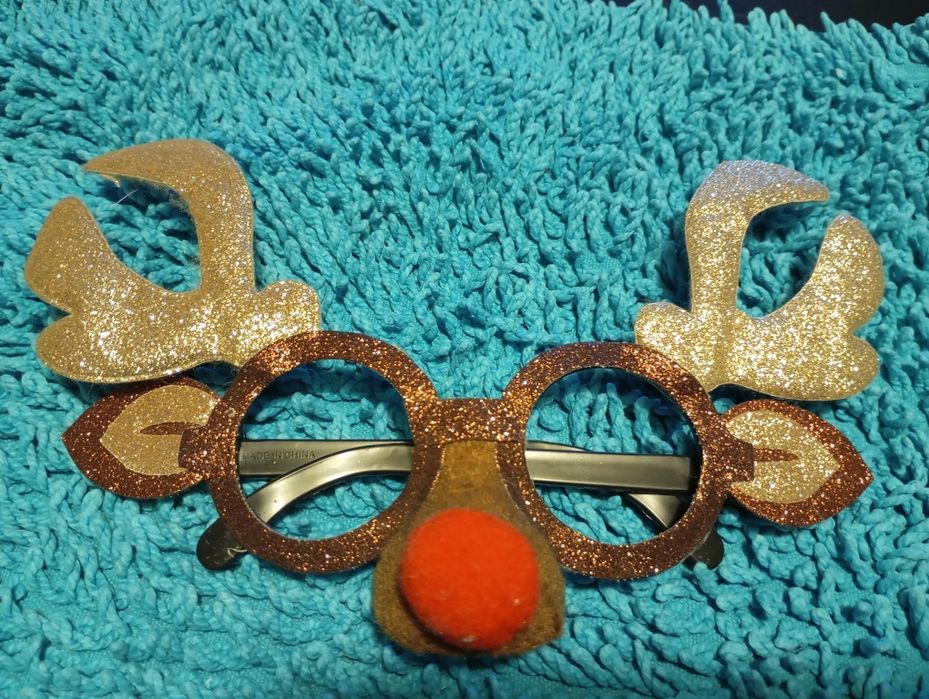 Óculos em forma de rena