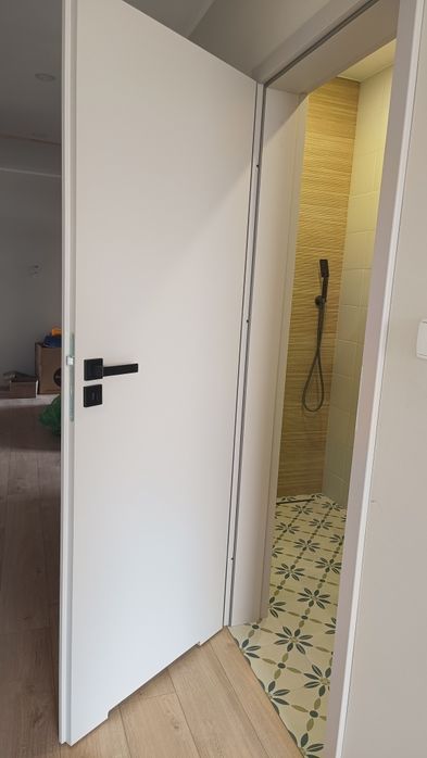 Drzwi łazienkowe prawe folia PP - pełne 3 zawiasy, kaszmir VIVENTO