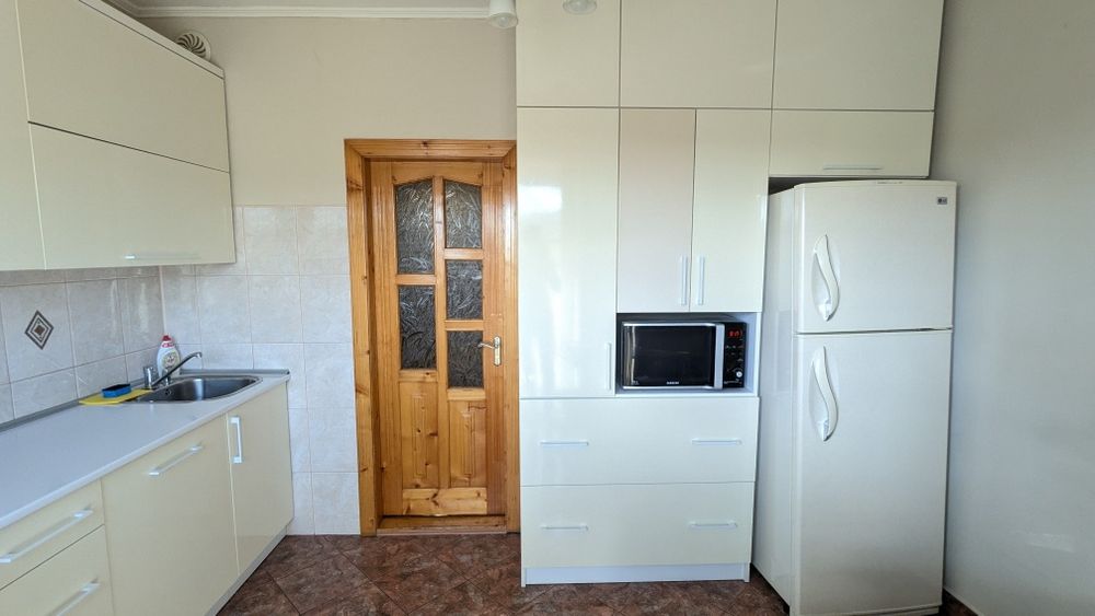 Житло подобово 2-к. квартира біля термального басейну