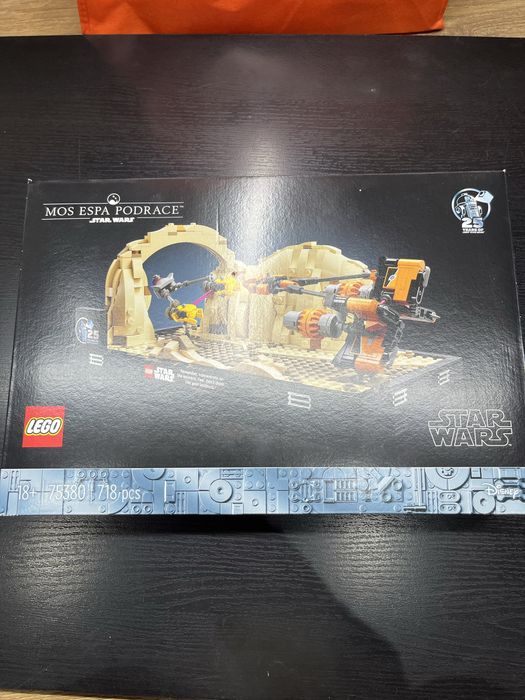 Lego Star Wars 75380 - Mos Espa Podrace