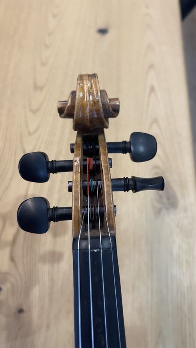 Violino 4/4 dos anos 2000