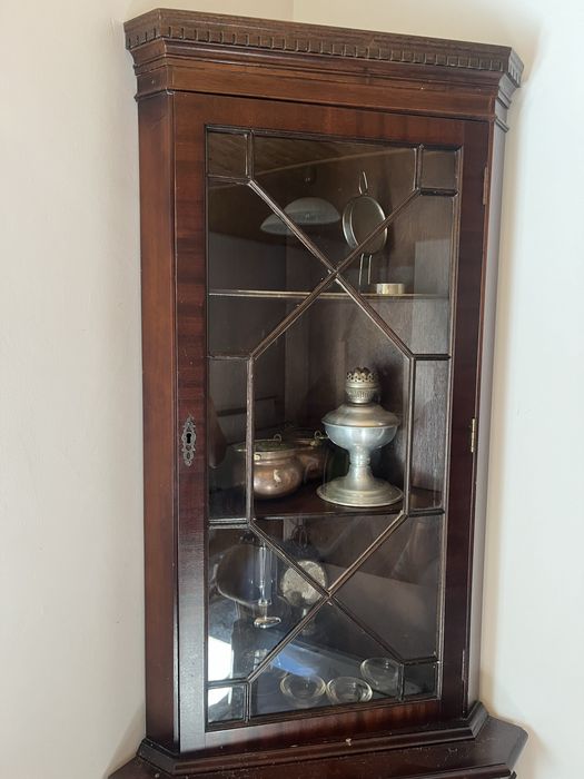 Szafka kredent drewniana w stylu vinted