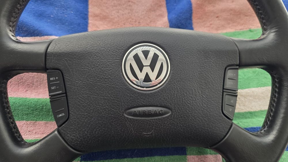Volante multifunções Volkswagen Sharan com airbag