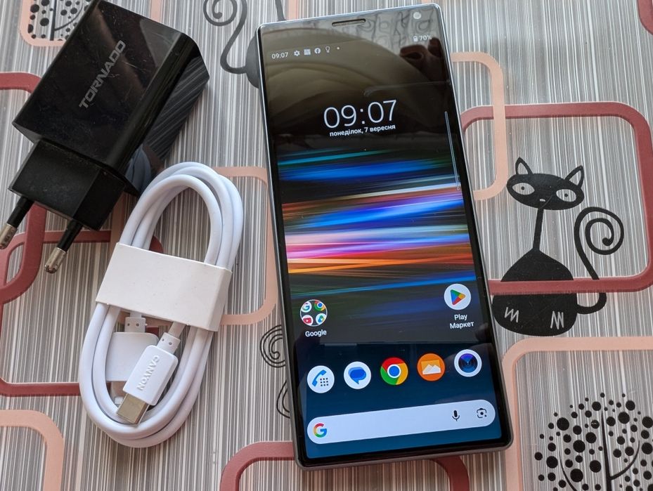 ІДЕАЛ Sony Xperia 10 Silver i4113 4-64Gb/Європеєць/2- Sim + SD Card/ 98% батарея/Без Дефектів