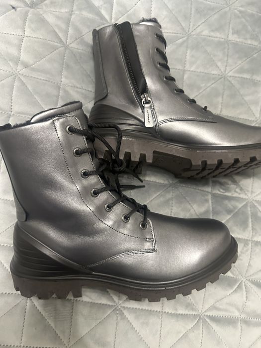 Sztyblety damskie ze skóry Ecco