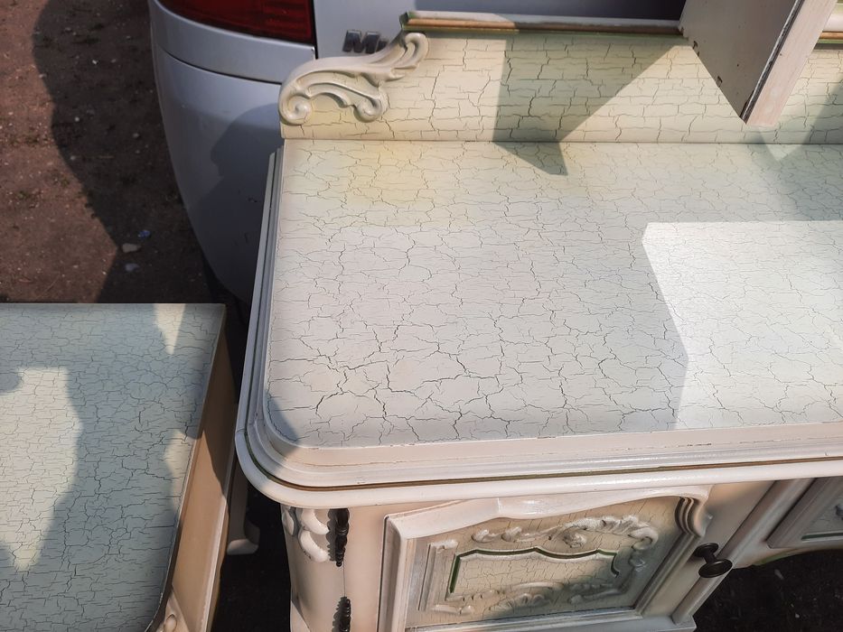 Toaletka ludwik z szafkami