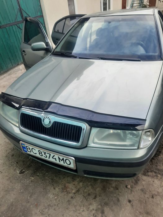 Продам шкода октавія тур