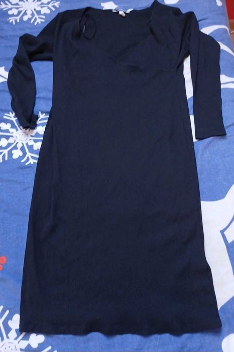 Mala czarna sukienka  prążkowana 44/46/48