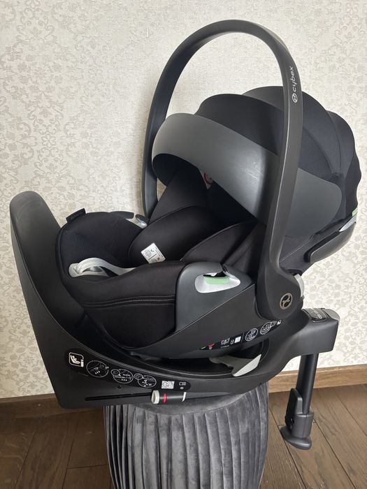 Автокрісло Cybex Cloud T+ plus i-Size Sepia Black чорний колір
