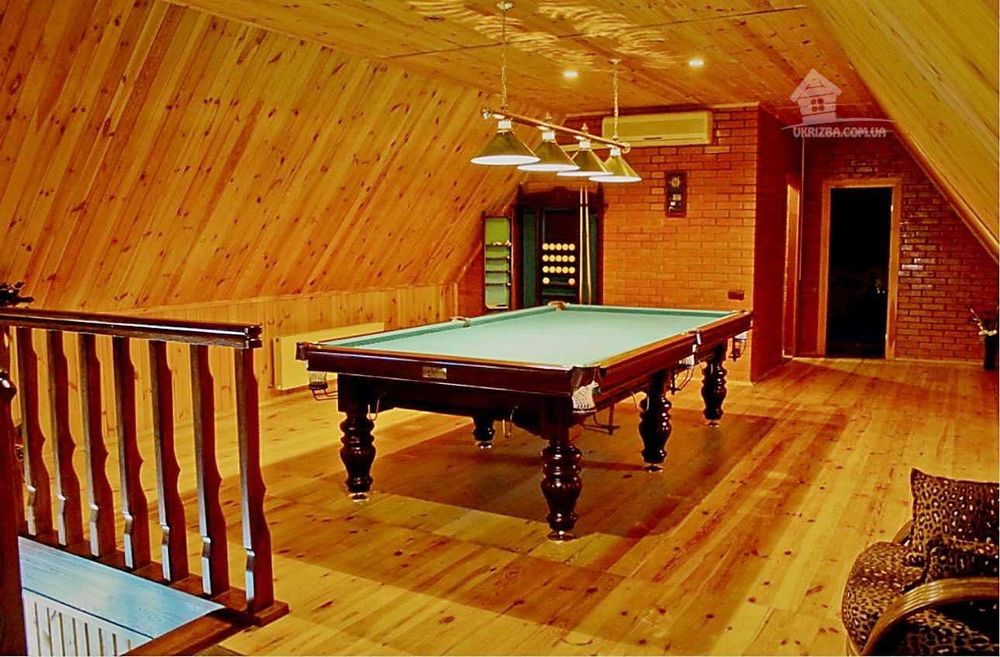 Київ. Подобово. Сауна, більярд, озеро, басейн. 4 спальні, Генератор.