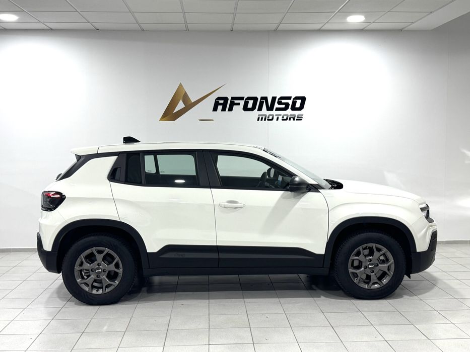 JEEP Avenger 54kWh 100% Elétrico Semi-Novo IVA Dedutivel