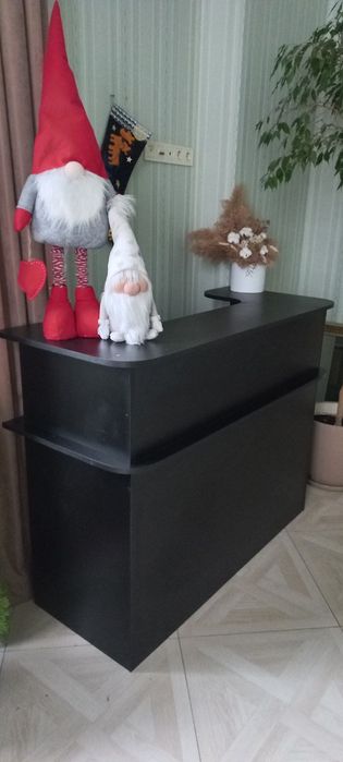 Стол ресепшен администратор