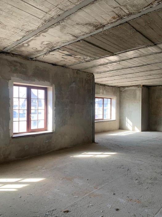 Продаю на 27сот. КОМПЛЕКС ЗДАНИЙ 3088m2  Рядом Моря Костанди / Шишкина