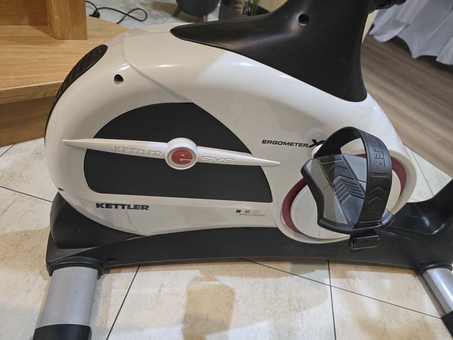 rower stacjonarny KETTLER e7. Godzin 30  przejechane,