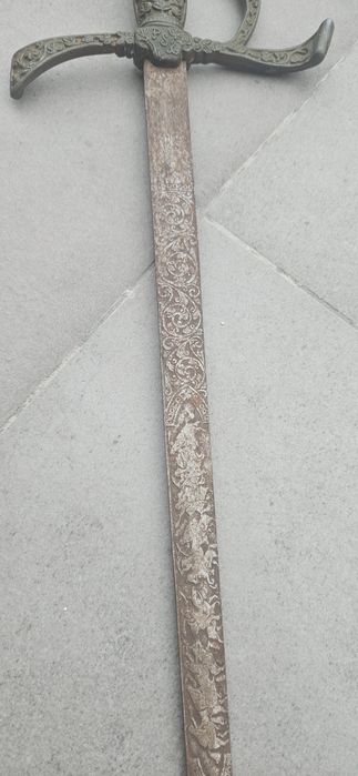 Espada decorativa