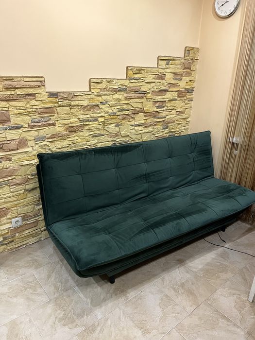 Диван розкладний майже новий