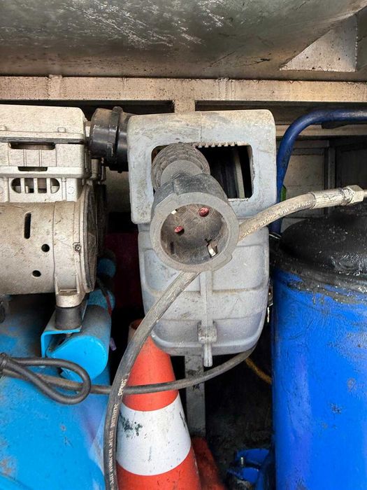 Nissan 4x4 com Equipamento Profissional Incluído