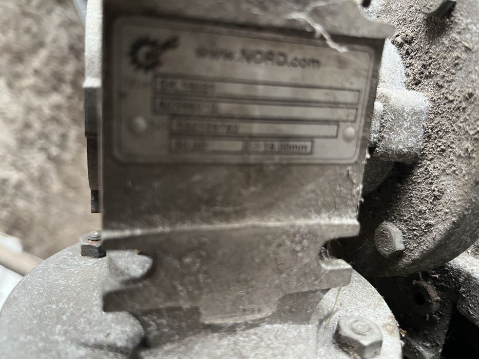 Podajnik ślimakowy do pieca