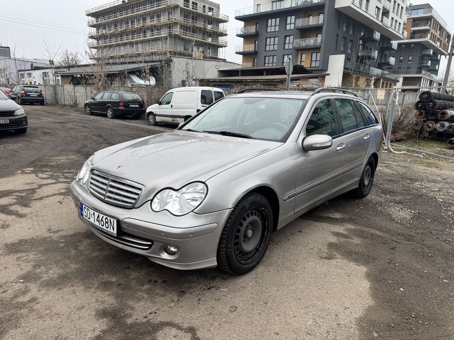 Mercedes Benz C- klasa W203 C200