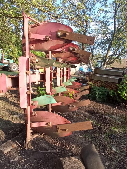 Плуг навісний оборотний 5(3+1+1)