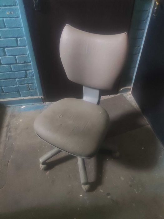 Офисный стул. Офисное кресло.