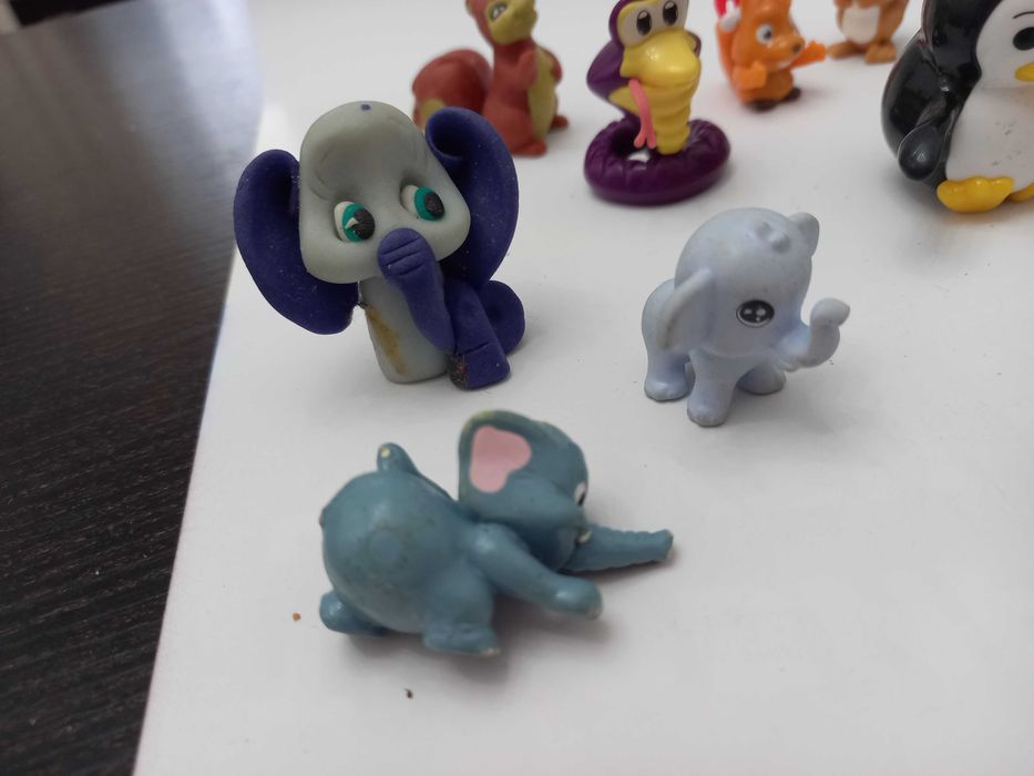 Kinder Кіндер Киндер сюрприз слон пінгвін білка їжак їжачок морж тюлень крокодил слоник