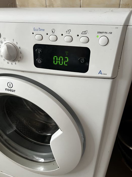 Стиральная машинка Indesit