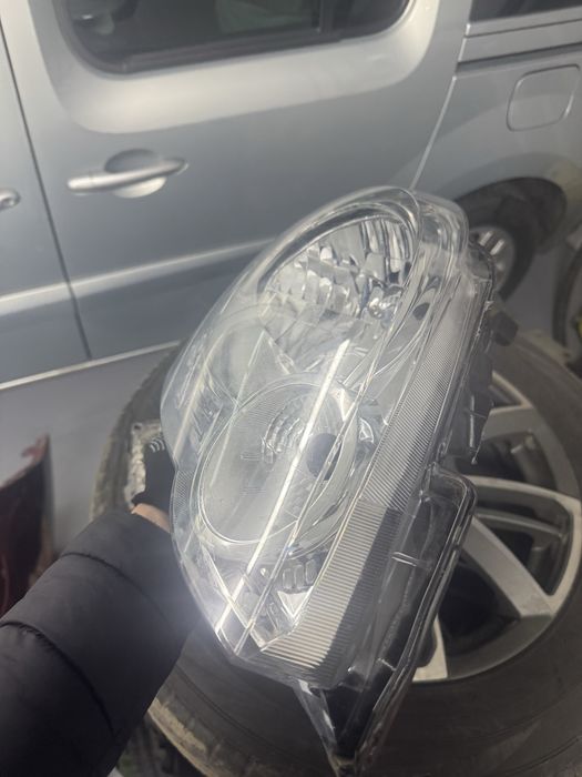 Оригінальна передня права фара Renault Kangoo 2 2008-2013