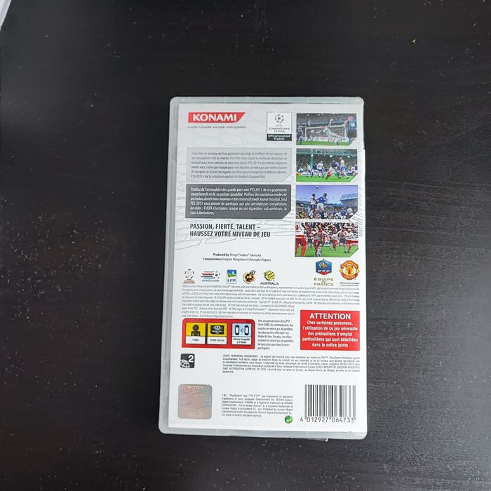 Jogo PSP PES2011 - PlayStation Portable