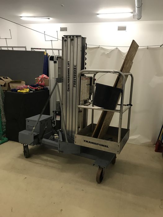 Aluga-se plataforma elevatoria genie