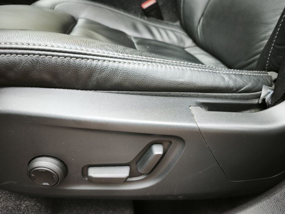 Volvo XC40 Recharge R-Line